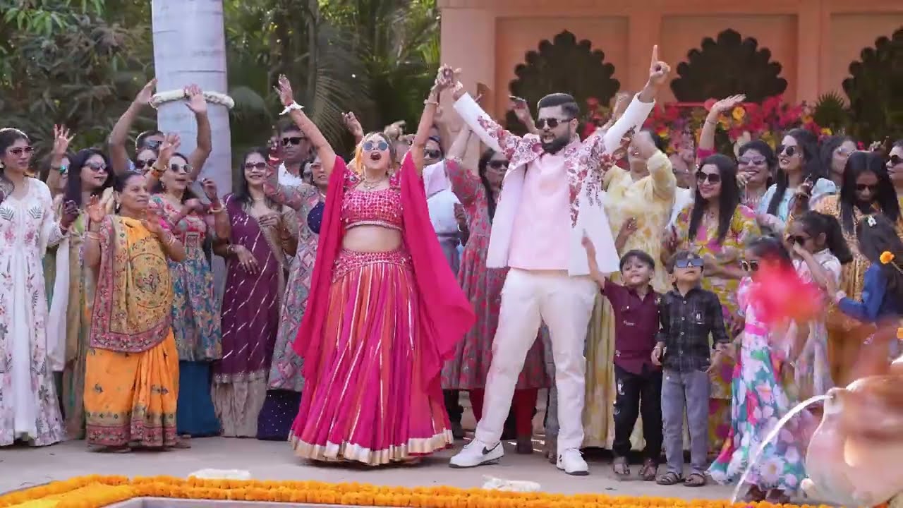 Haldi Couple Entry 💛 When You Have Cousins, Who Needs Side Dancers? 😎 | NaTaDilSe Haldi