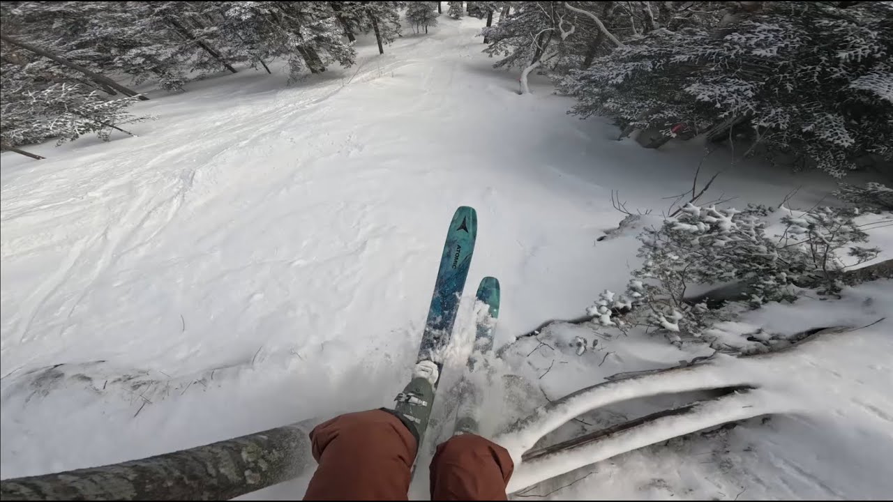 NEW ENGLAND POWDER DAY (not really) || Sugarloaf Skiing
