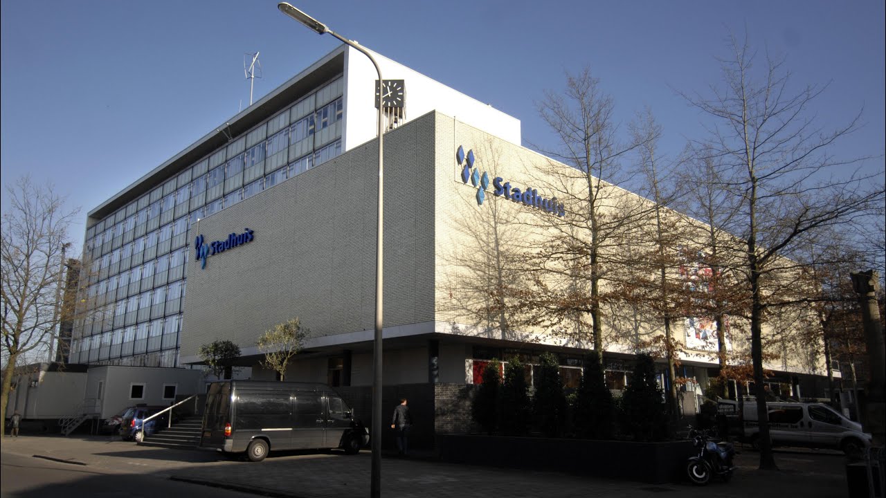 Stadhuis Almelo 1973 en nu