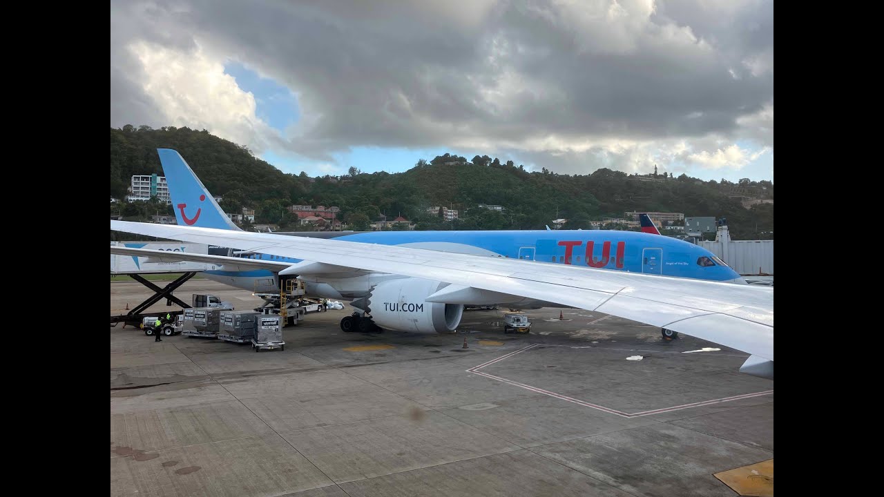 TUI Flight TOM 067 Montego Bay,Jamaica to London Gatwick 6.2.2024