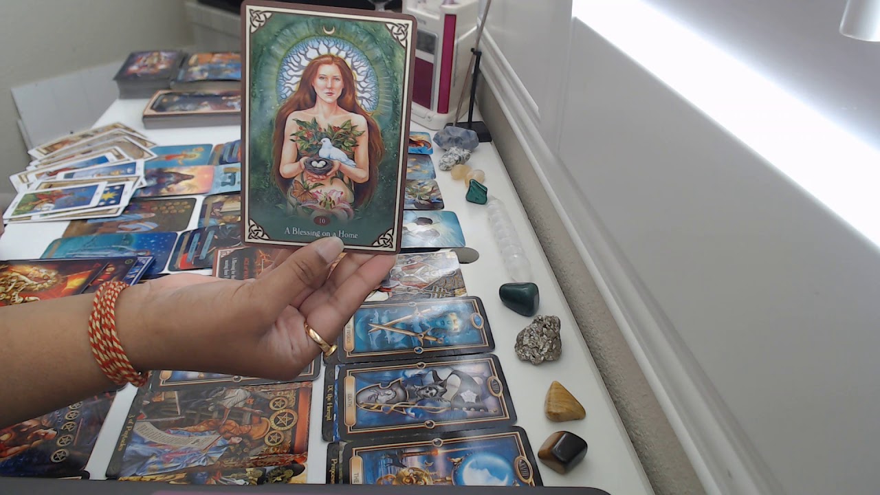 Twin Flame Tarot Reading - OUT WITH THE OLD!  Divine Feminine STOP repeating OLD story line!