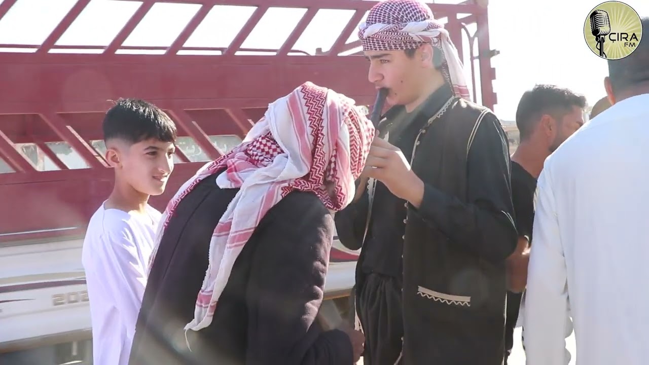 زيارة طاووس إلى قرية دوكري 🦚Gerandina tewisê li gumalgeha digurê