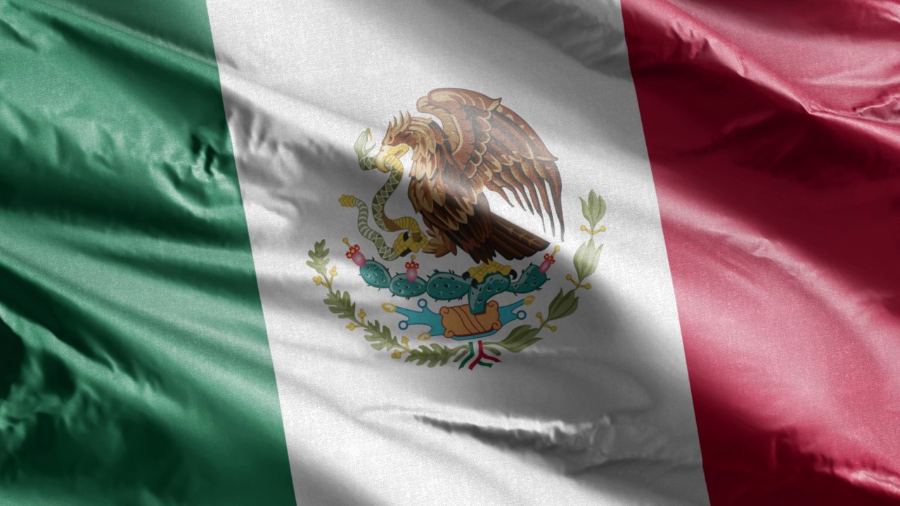 🇲🇽 [10 HOURS - 4K] Mexico Flag Waving - Polyester | Realistic Background Video for TV 🇲🇽