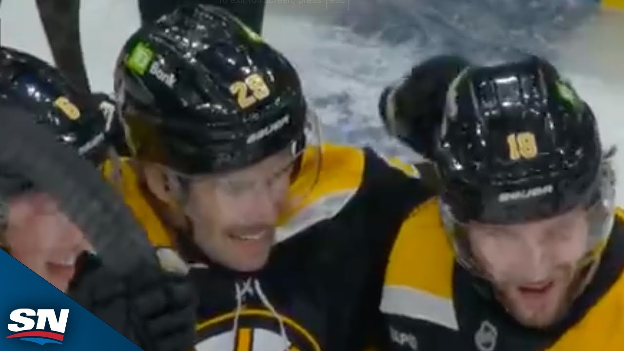 Bruins' Wotherspoon snipes on Vasilevskiy for his first NHL goal