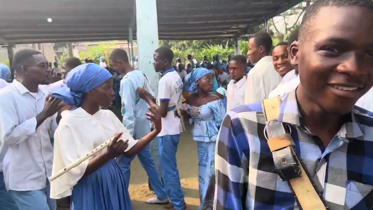 Ambiance des Chadistes lors de l’offrande à la paroisse de MAKALA 1