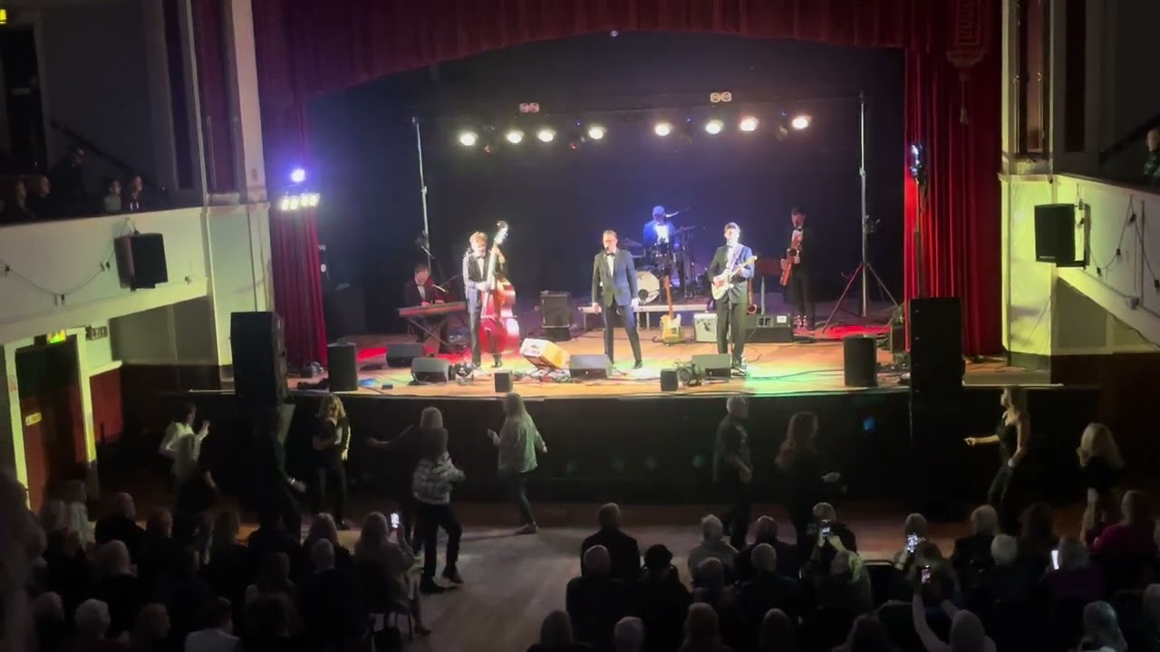 The Vintage Explosion - 'Return To Sender' (cover) live at Portobello Town Hall, 16 Nov 2025