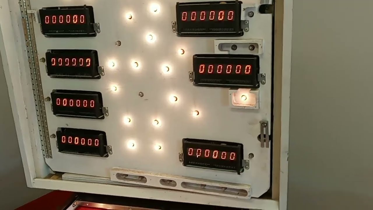 Fixing a Bally Pinball Machine Display Missing Segments using a logic probe and pocket oscilloscope.
