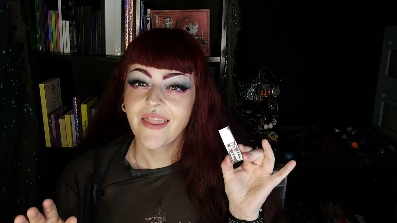Large Makeup Unboxing | Bizy Beauty Customs Box