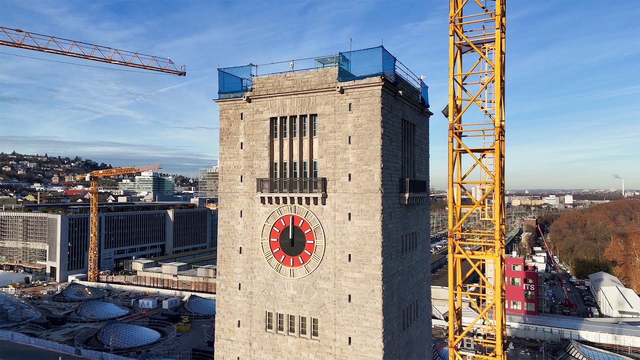 Neben Stuttgart 21: Die Turmuhr am Bonatzbau ist zurück!