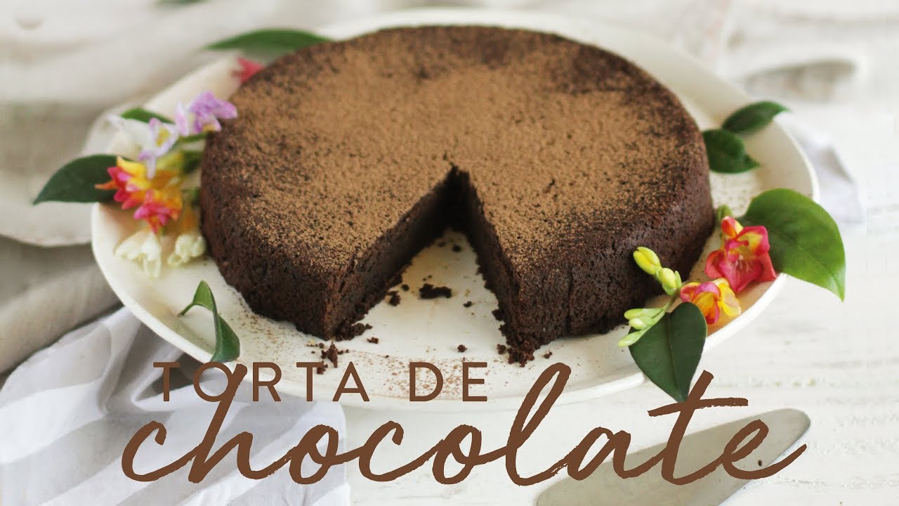 A TORTA DE CHOCOLATE MAIS SAUDÁVEL DO MUNDO | Flor de Sal Blog por Gabi Mahamud