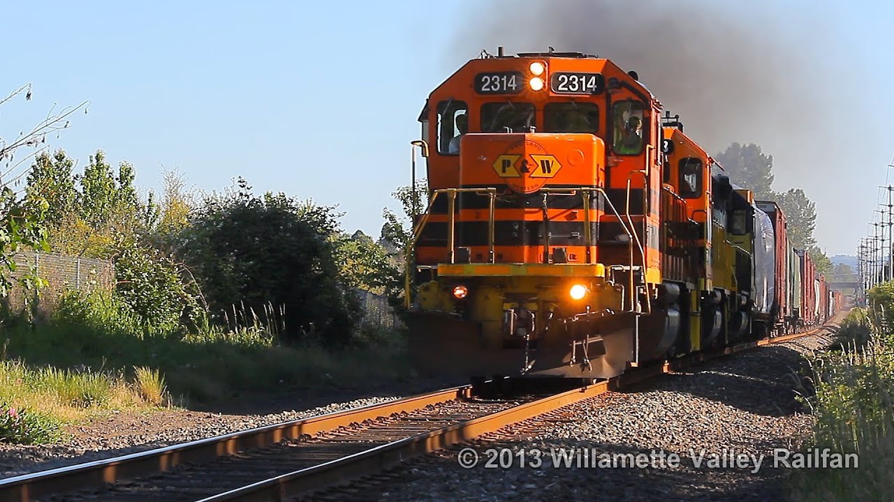Portland & Western 2314 leads train 664 - UP Brooklyn Sub  Salem, Oregon 6.8.13