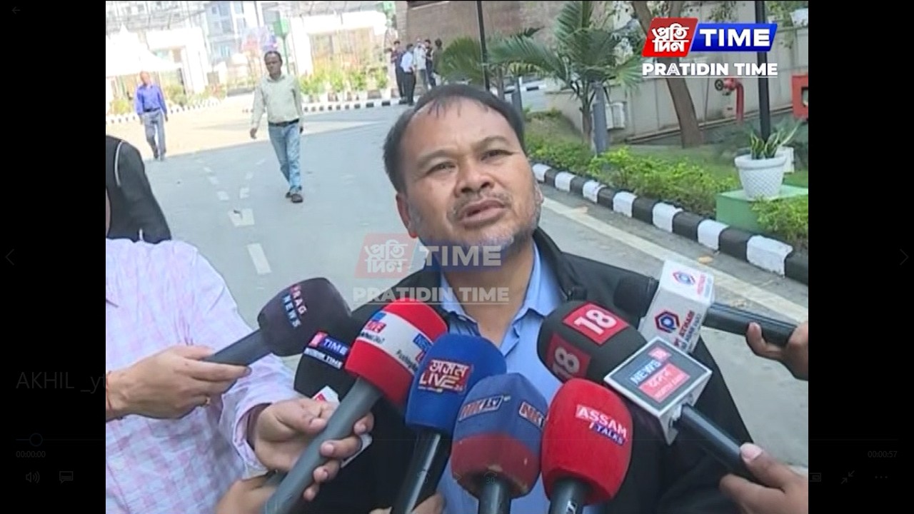 ৰাইজৰ দলত ১৫জন বিধায়ক হোৱাটো আপোনালোকেও প্ৰাৰ্থনা কৰকঃ অখিল গগৈ