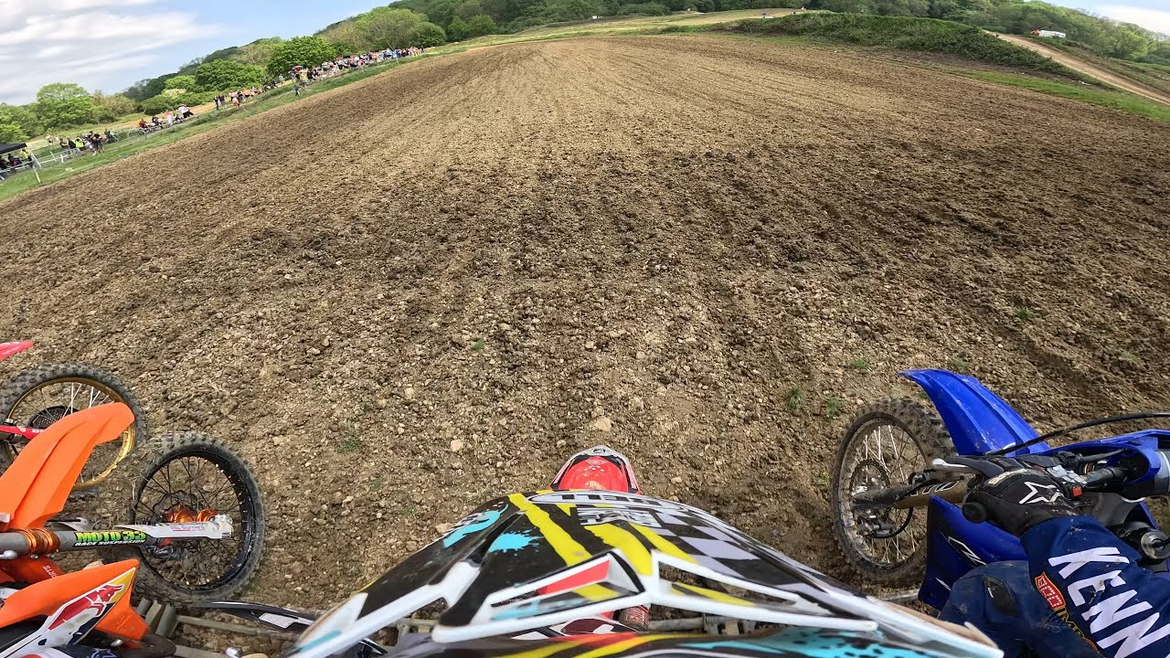 RACING MY CRF450R AT BROOKETHORPE MX TRACK!