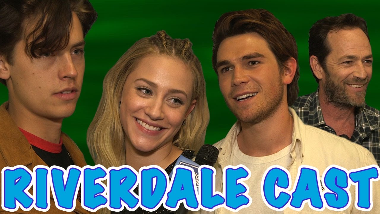 RIVERDALE Cast Describes Show in Emojis!