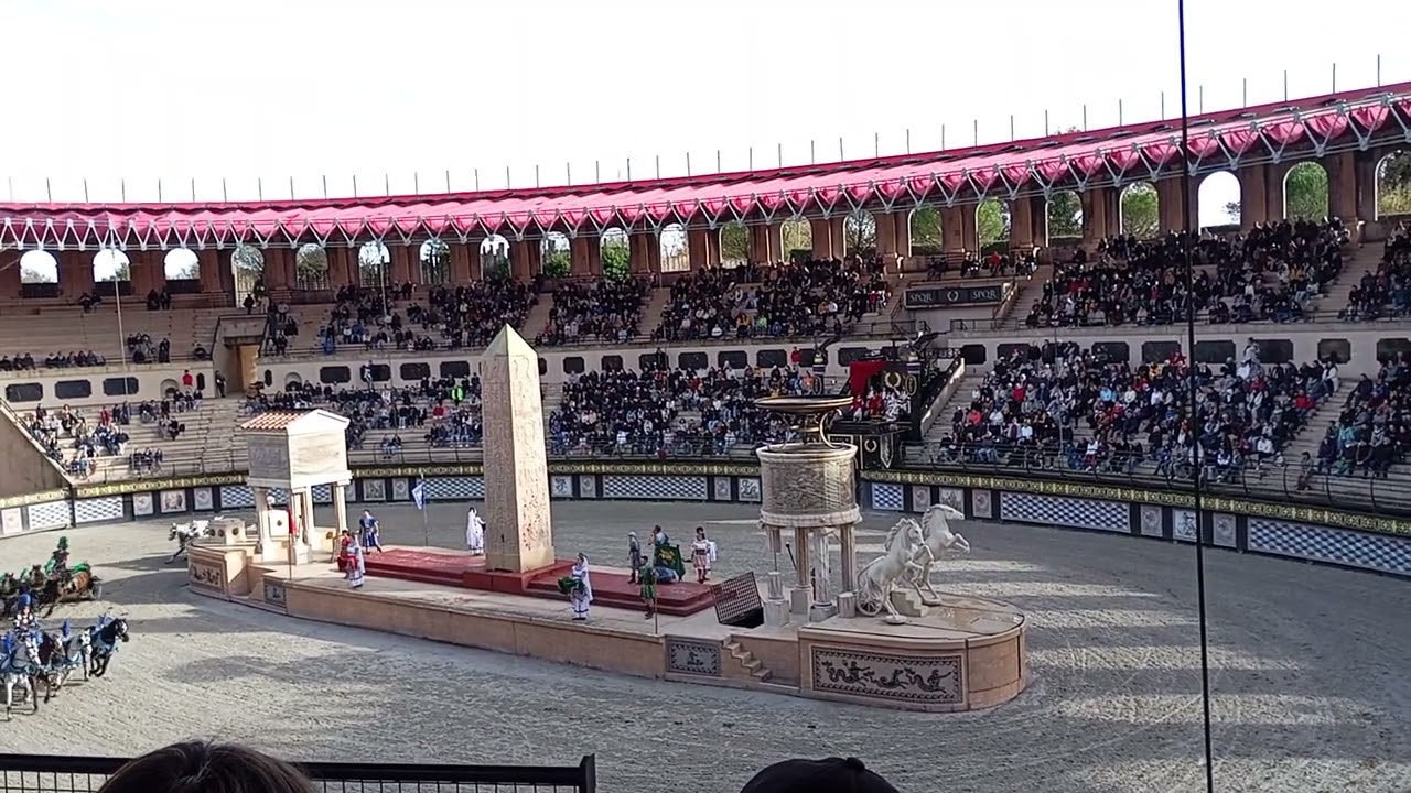 @puydufou 02/11/2025 Signe du triomphe 