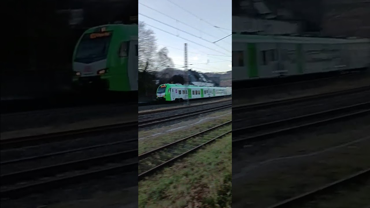 Durchfahrt d. DB.RE34 ➡️ Siegen Hbf in Le.-Meggen (Do., 11.12.25 / 
