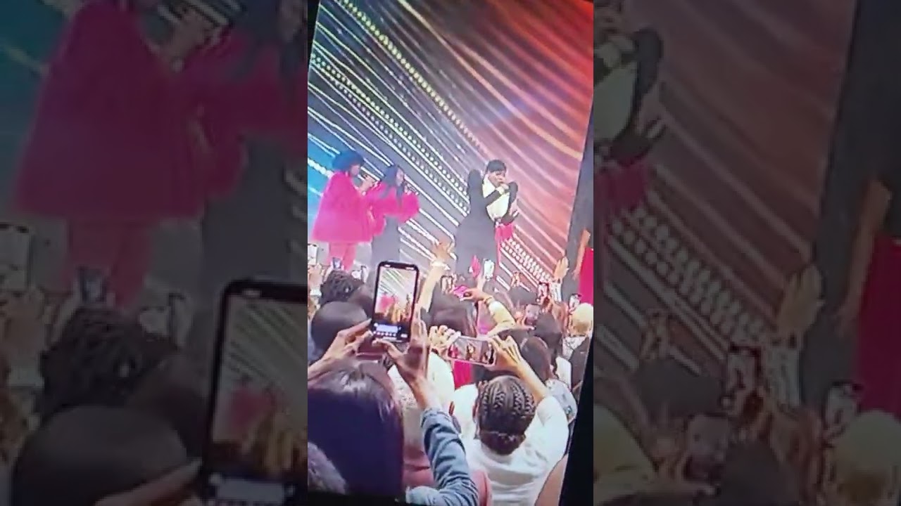 🔥🔥🔥Fantasia & Her Mom Sings  