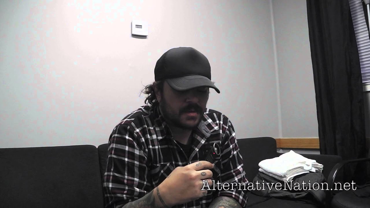 Seether Frontman Says Layne Staley Can't Be Replaced In Alice In Chains