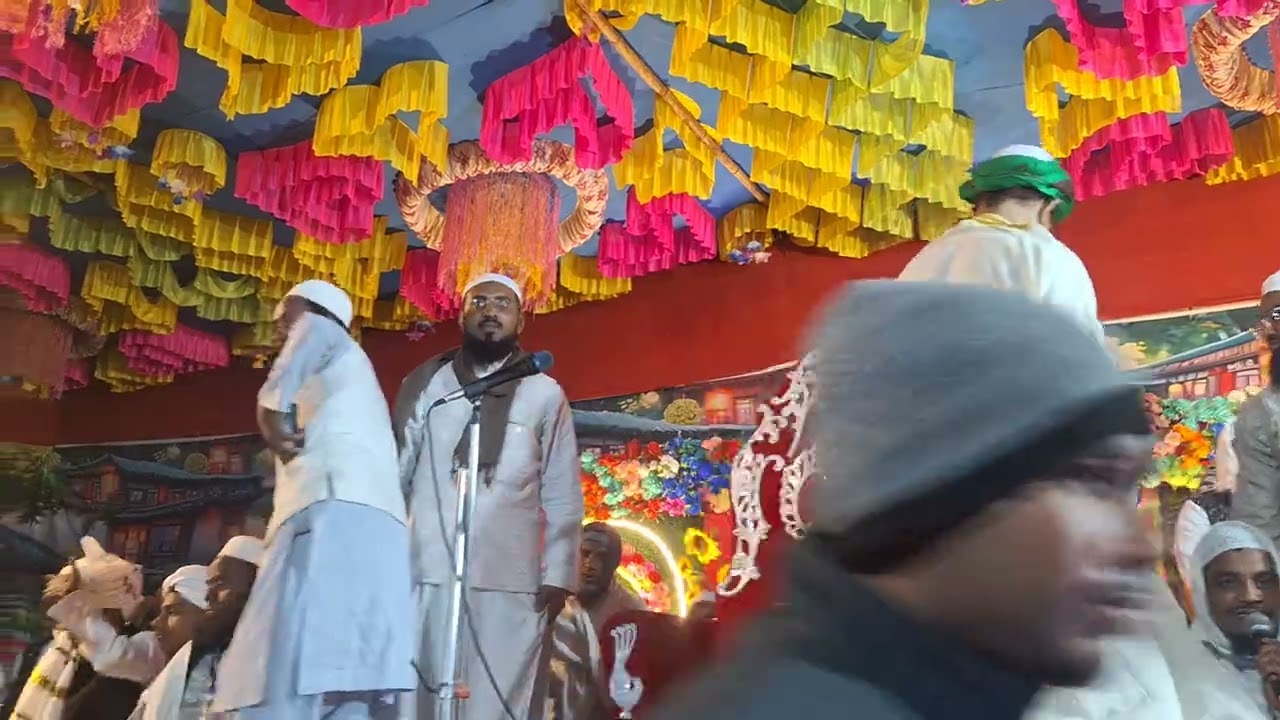 Dastarbandi Madarsa nejamiya anwarul Uloom Udhwa /   चार बच्चों को सर पर दस्तारबंदी बांधा गया