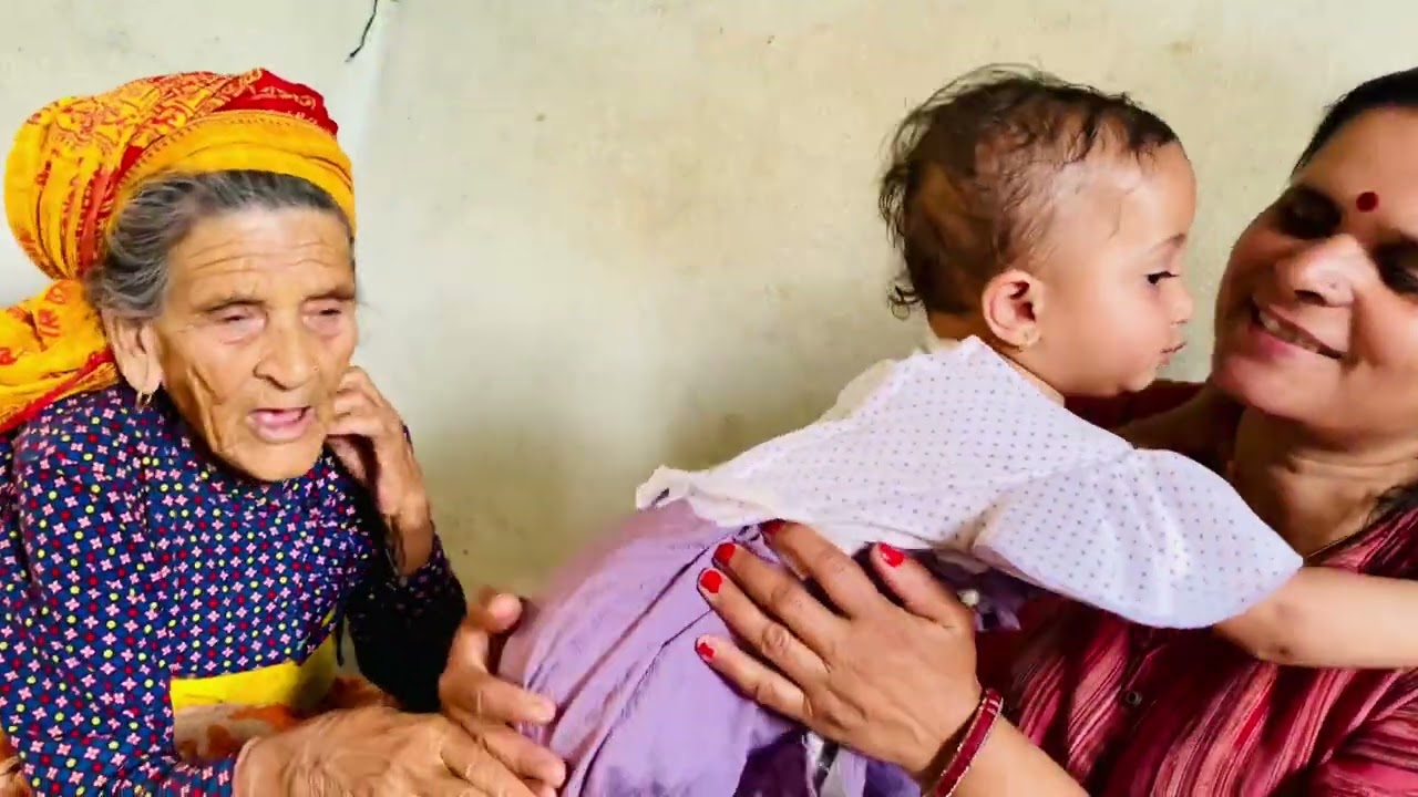 Heartwarming chat between KRISHA and  HAJURAAMA(BUDYAAI)♥️ Three Generations in One Frame!