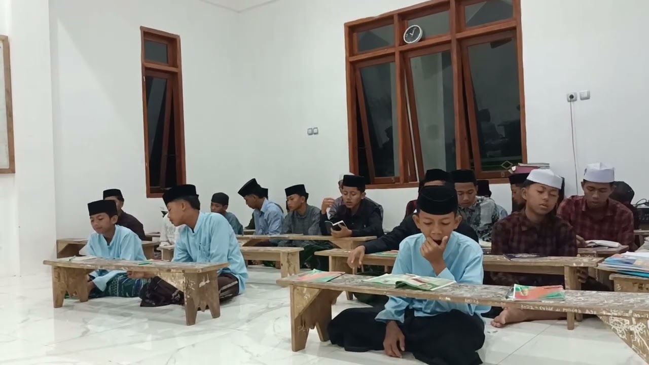 Pembacaan Doa selamat untuk Al Hafidat almarhum Haji Noor, Yasin dan Tahlil. 