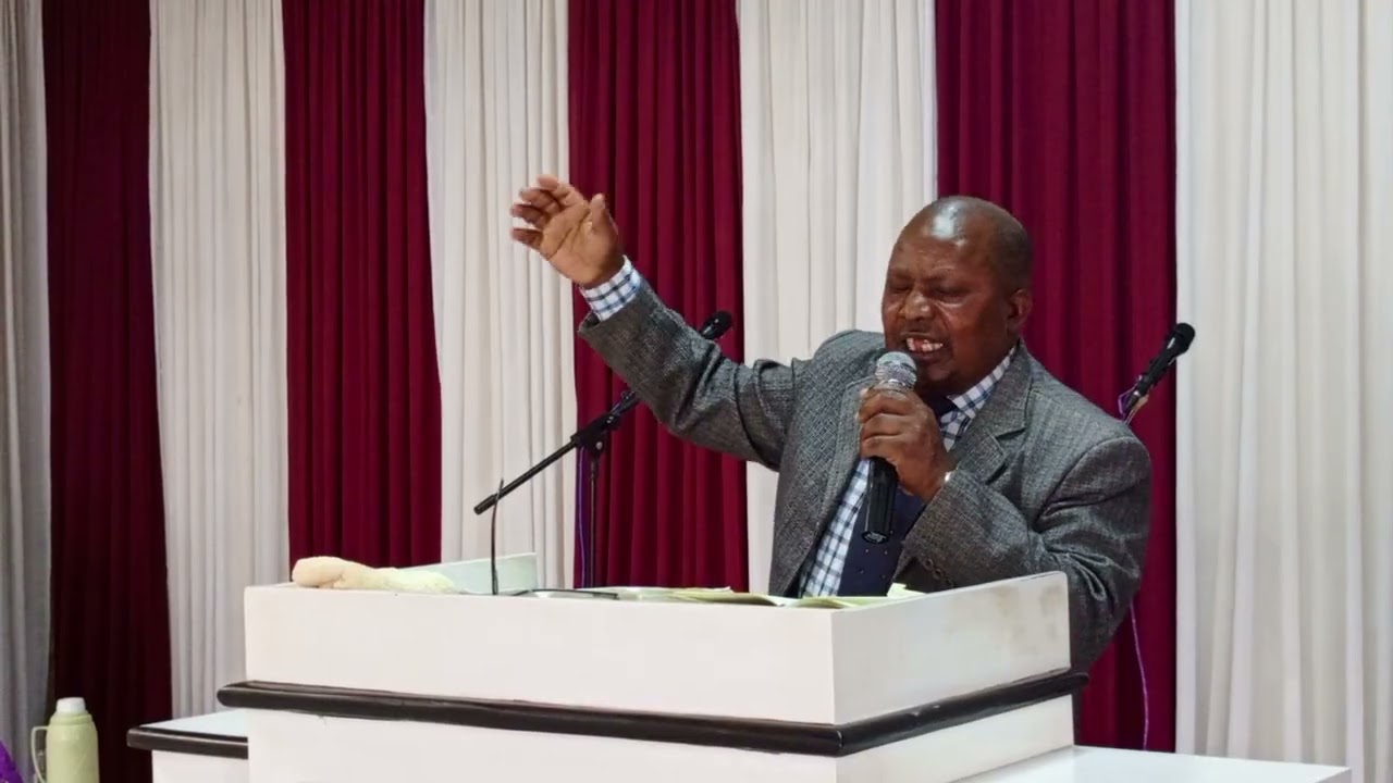 Pastor  John Karanja neno la kujinyima maishani. 