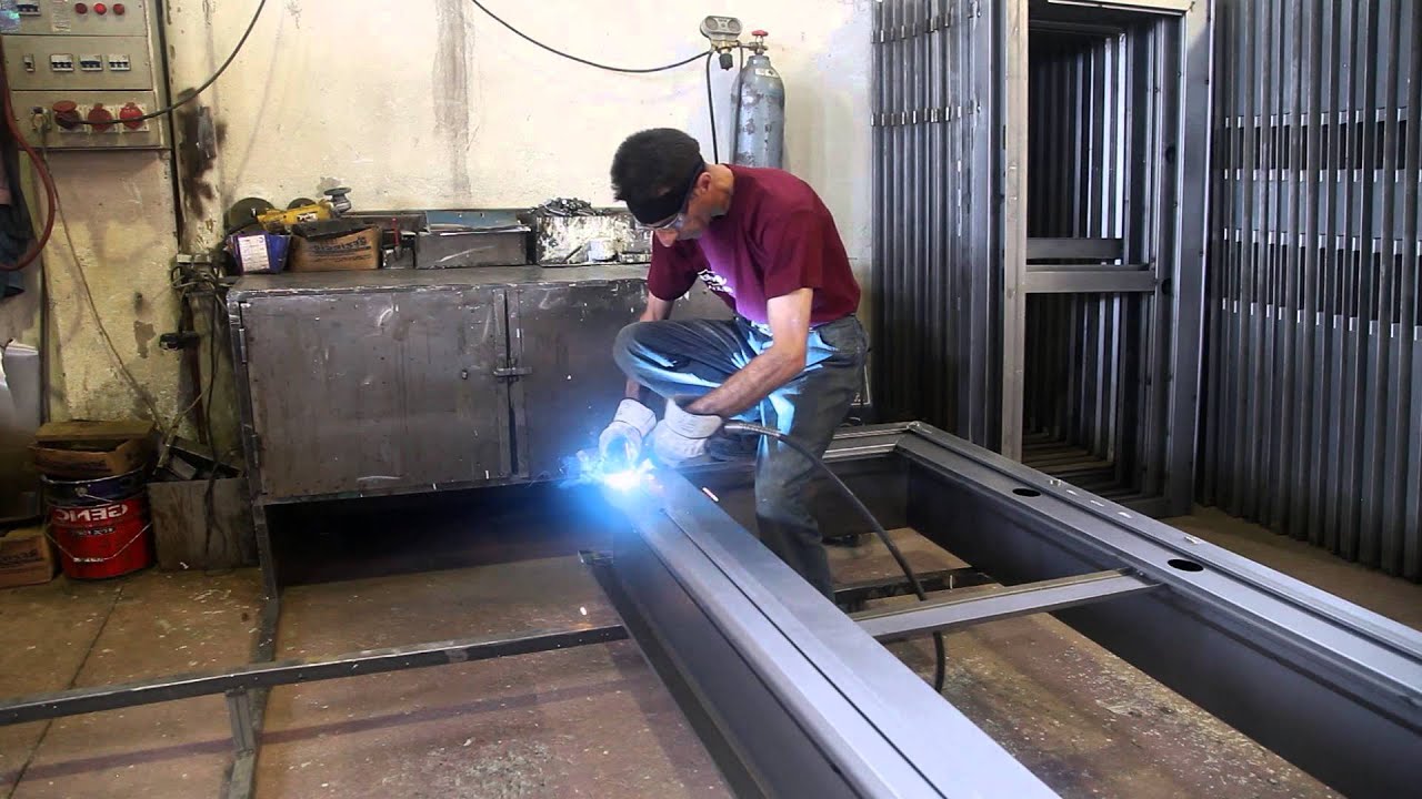 ÜNVER ÇELİK KAPI TANITIM FİLMİ