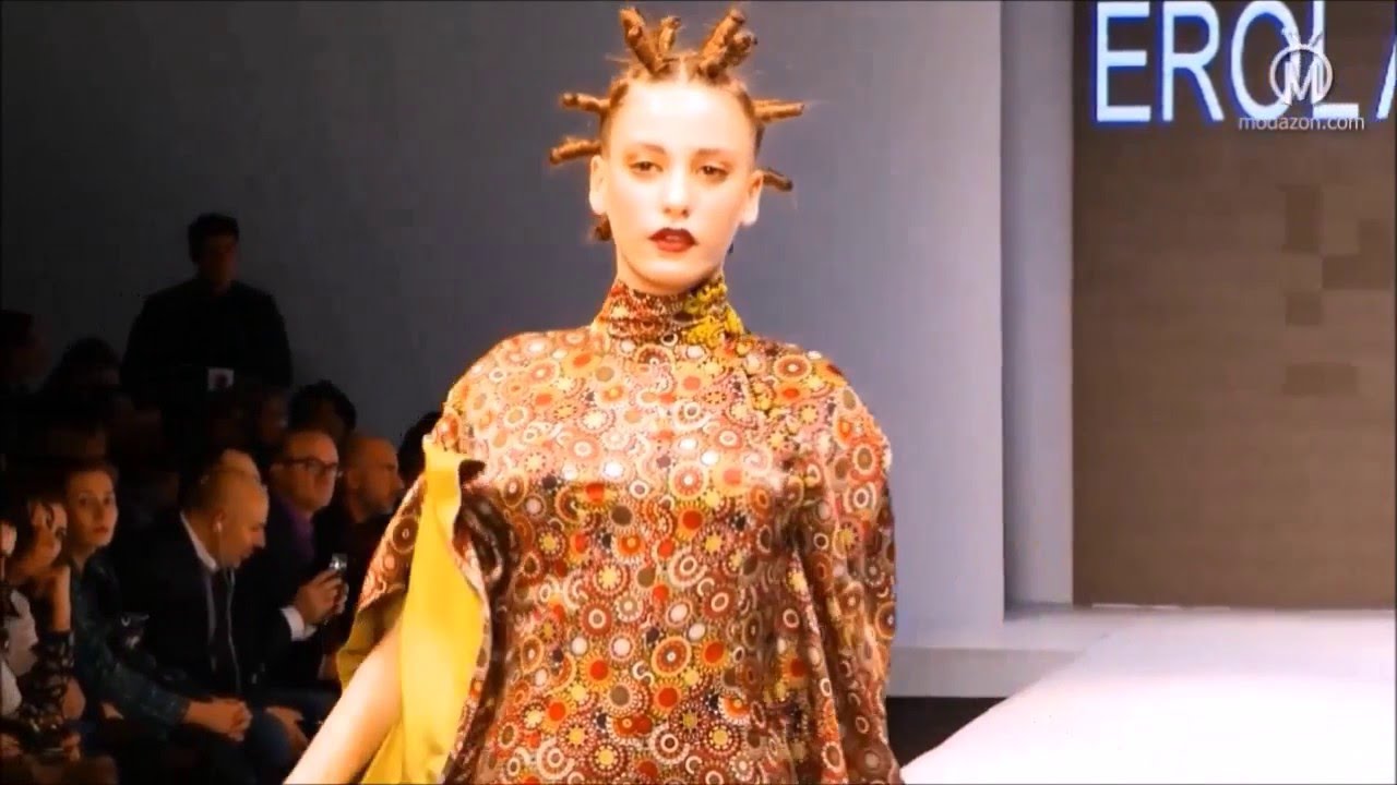 Serenay Sarikaya - Catwalk Runway Mix