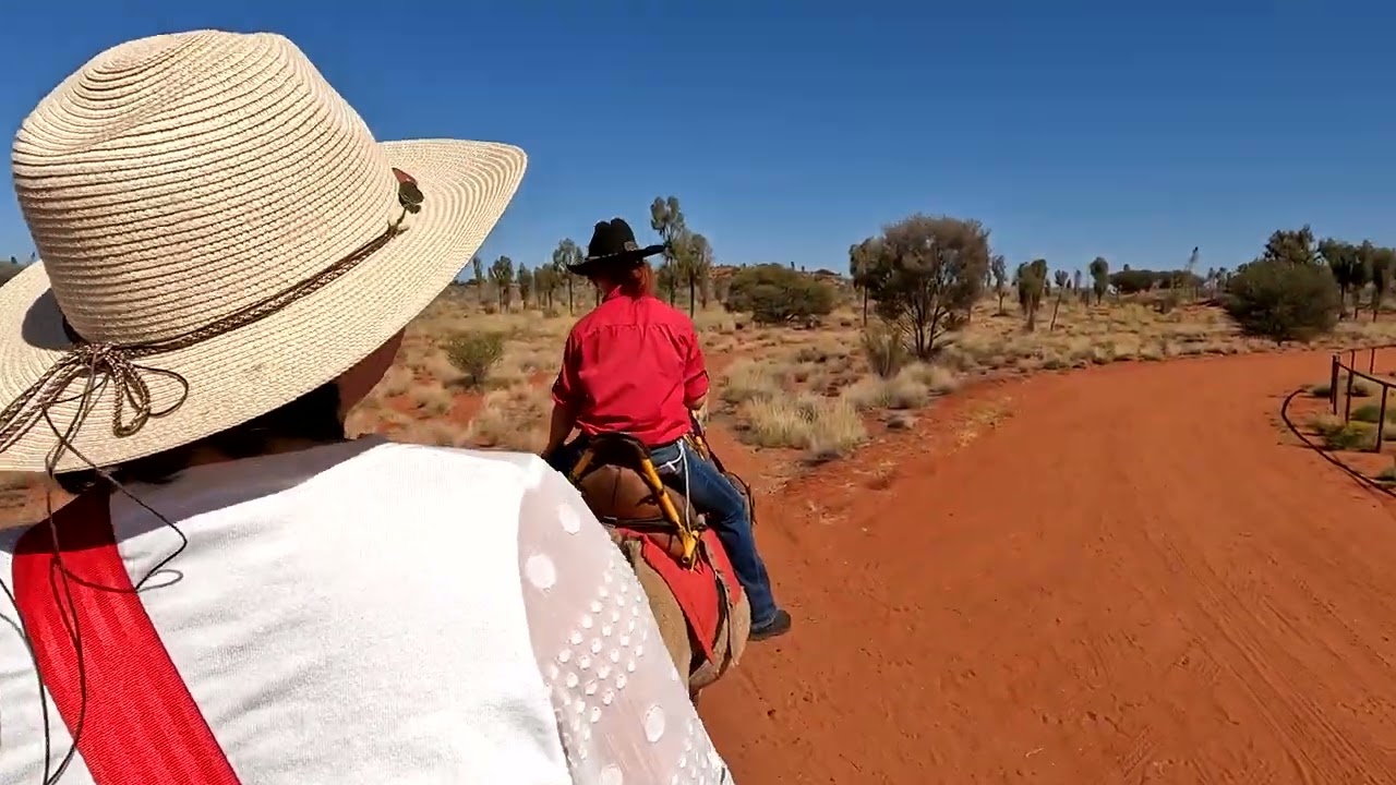 Du lich Uluru day 2