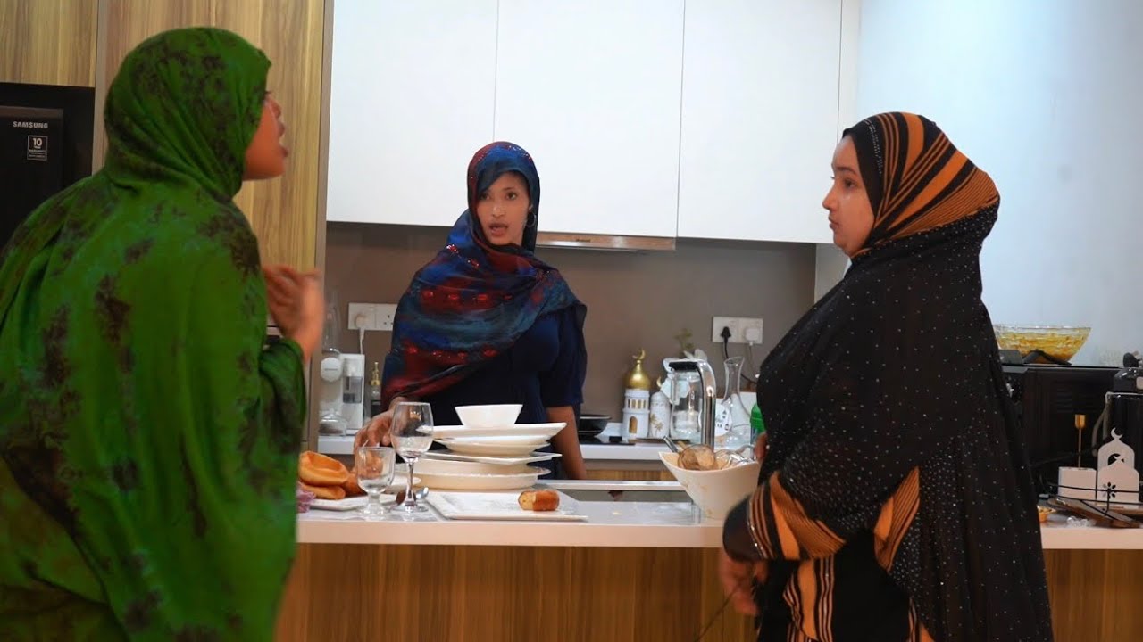 PRANK TAXANE DAGAAL IYO KALA CELIS DULQAADKEEDA AYAAN TIJAABIYEY ATARIISHO BAADIYO LKN 😱