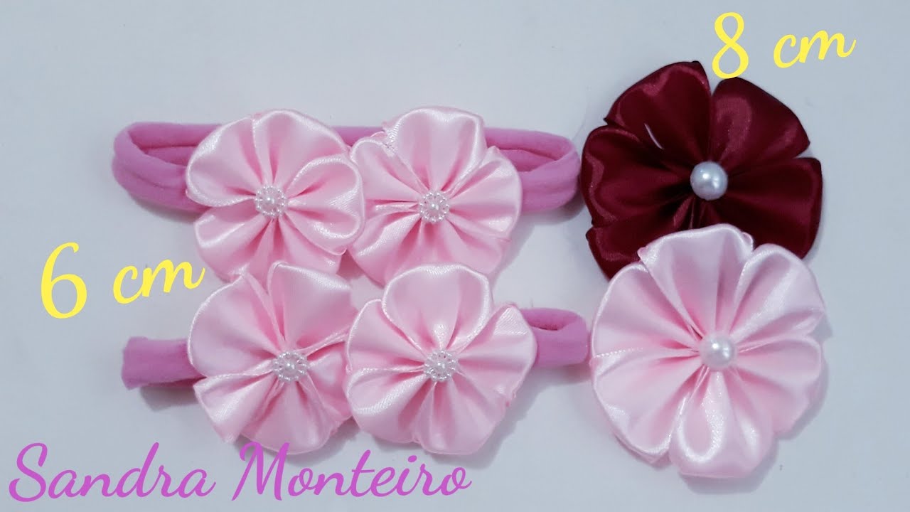 TIARA DE MEIA DE SEDA COM FLORES/ SANDRA MONTEIRO