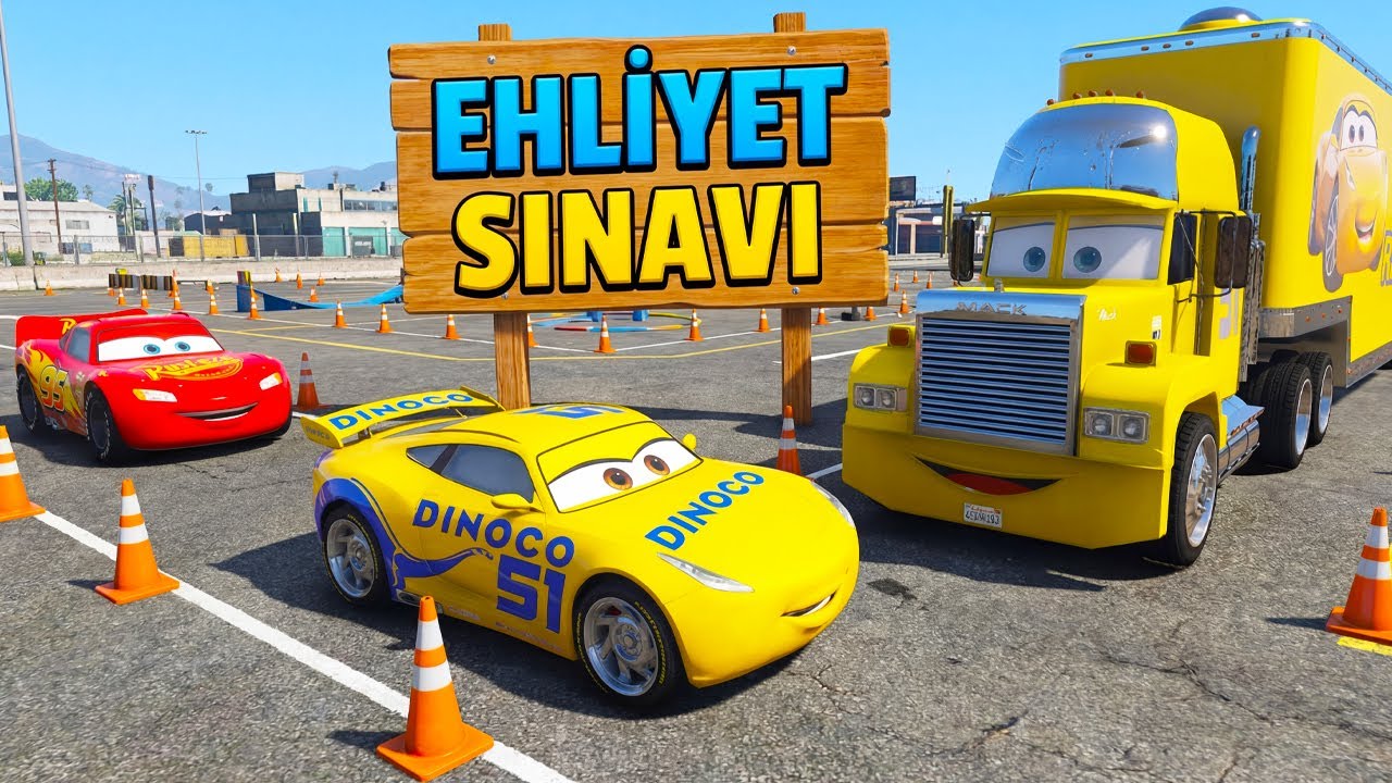 Cruz Ramirez Garajdan Çıktı! Şimşek McQueen ve Arkadaşları ile Ehliyet Sınavına Girdi 😱🚗📘