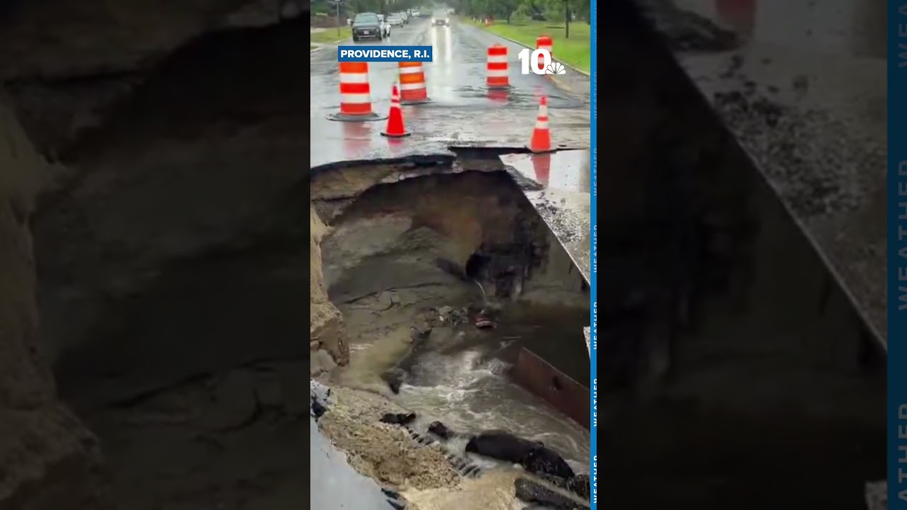 Large sinkhole forces street closure