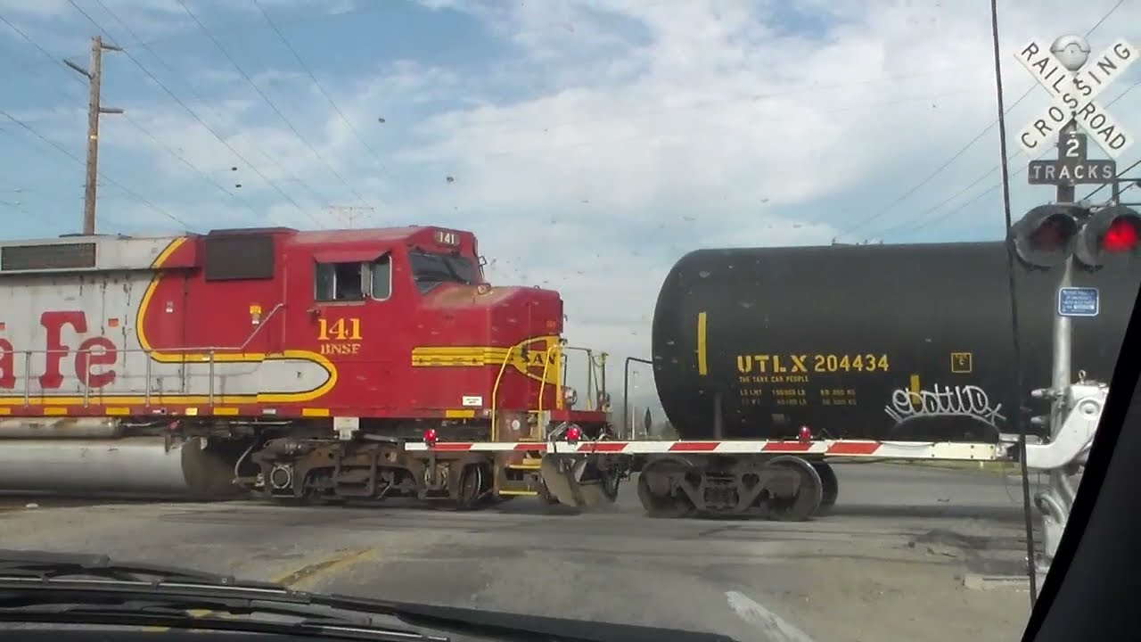BNSF Tanker Train - 1/2/2016