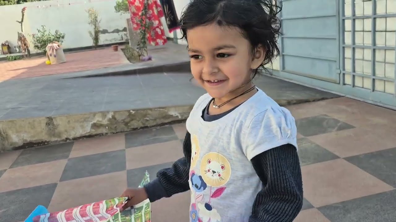 Yee kya bol diya meri beti ne 🤣🤣😍😍#comedy#vlog#viral#share#like#family#viralvideos#dailyvlog#trend 