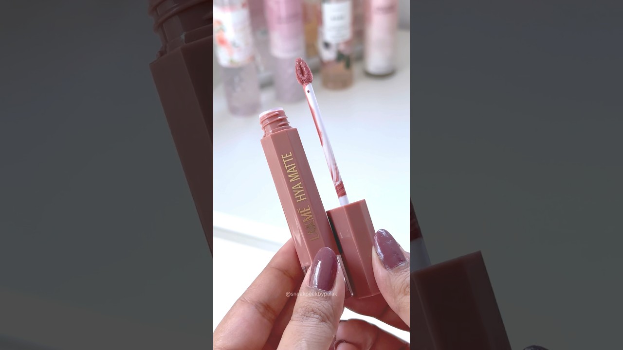 Lakme 9to5 Hya Matte Liquid Lipstick Vacation Nude #shorts #swatches #lipstick #lakmemakeup