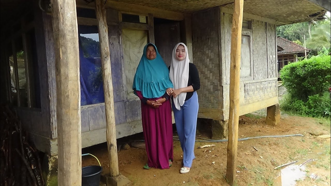 Kisah Pilu!! Neng Shita Ternyata Rumahnya Sudah Tidak layak Huni