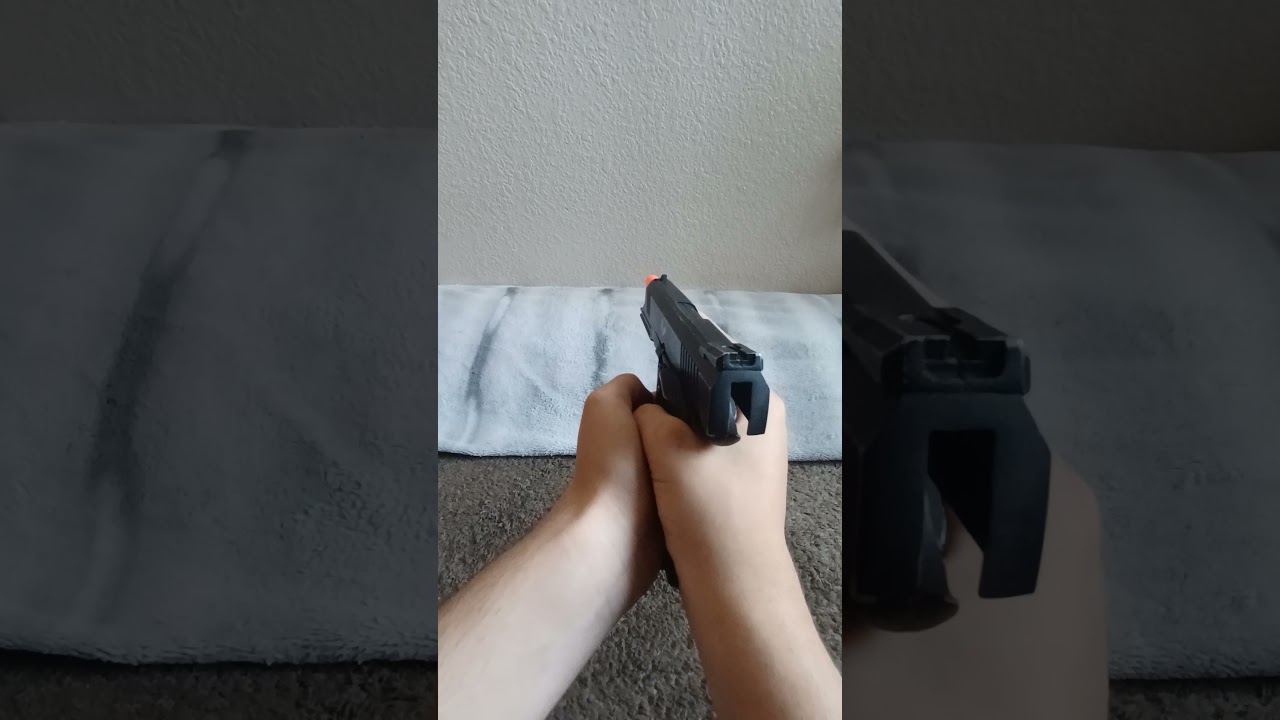 When your airsoft pistol has no functional slide lock #shorts