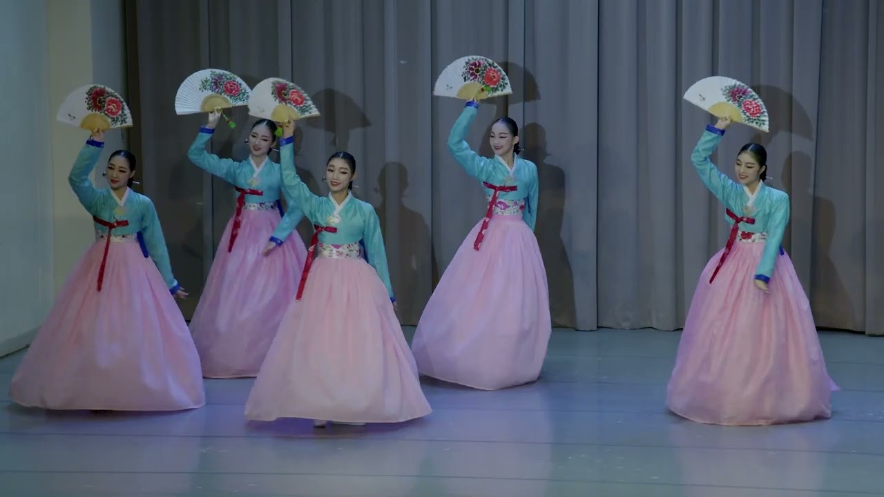 8 부채입춤