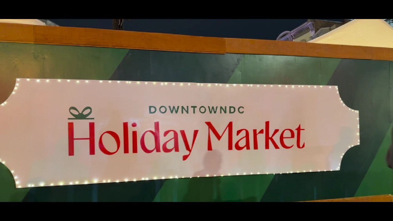 Christmas Market in Washington, DC Walking Tour -- DowntownDC Holiday Market