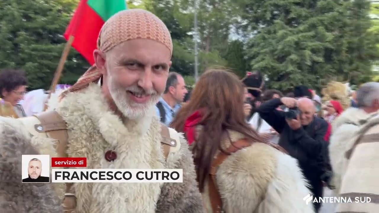 04 Giugno 2023   Tricarico   Il XII raduno delle maschere antropologiche