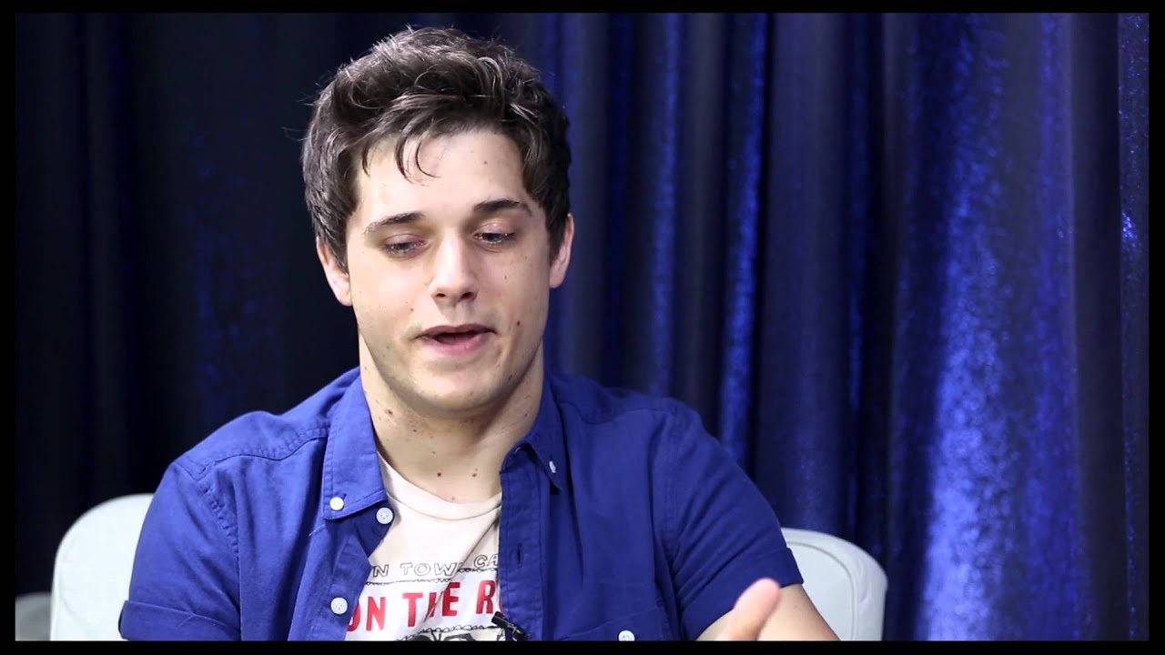 Show People with Paul Wontorek Interview: Andy Mientus of 