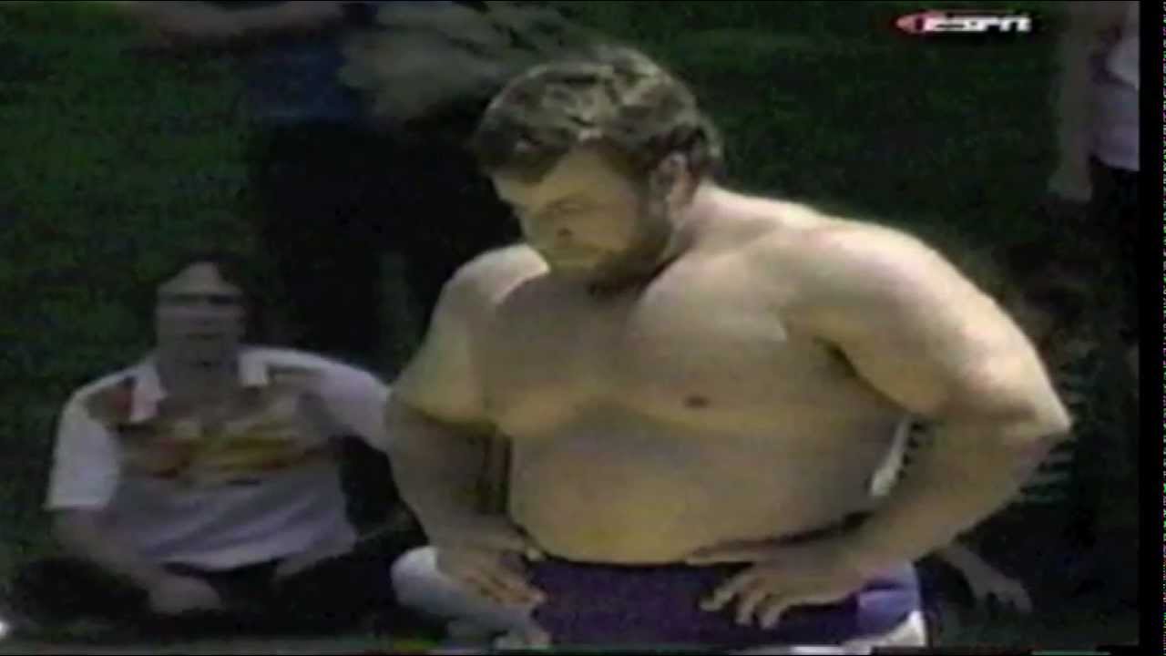 Huge Powerlifters Sumo Wrestling - Ernie Hackett vs Geoff Capes