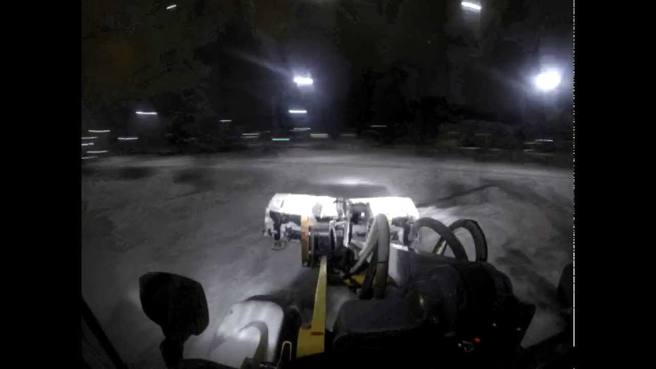 Time lapse snöröjning med Kramer 480 i Norrköping