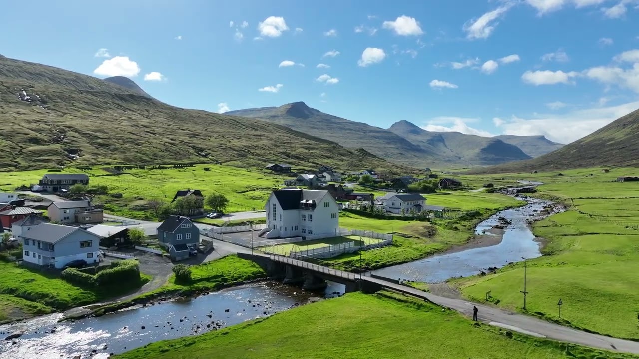 St&oacute;r&aacute; skilir Hvalv&iacute;k og Streymnes Faroe Islands Drone footage
