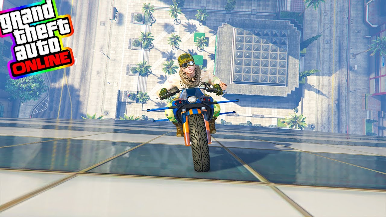 Gta 5 ITA - Scalare i grattacieli con la moto volante!!