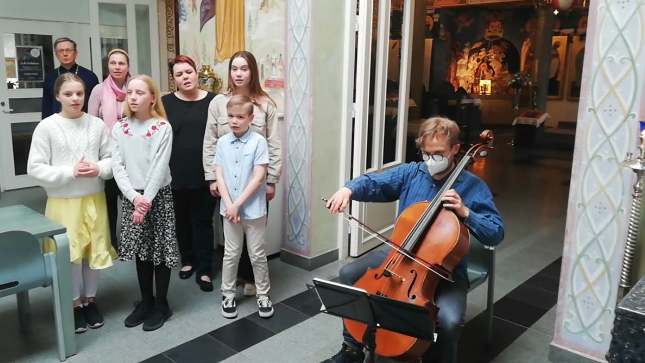 Yksi vain tärkein on  — Всего-то навсего -  Just Simply