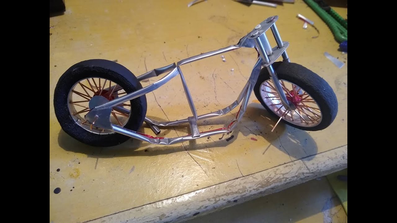 TUTORIAL Mini Chopper Panhead de latinha #2