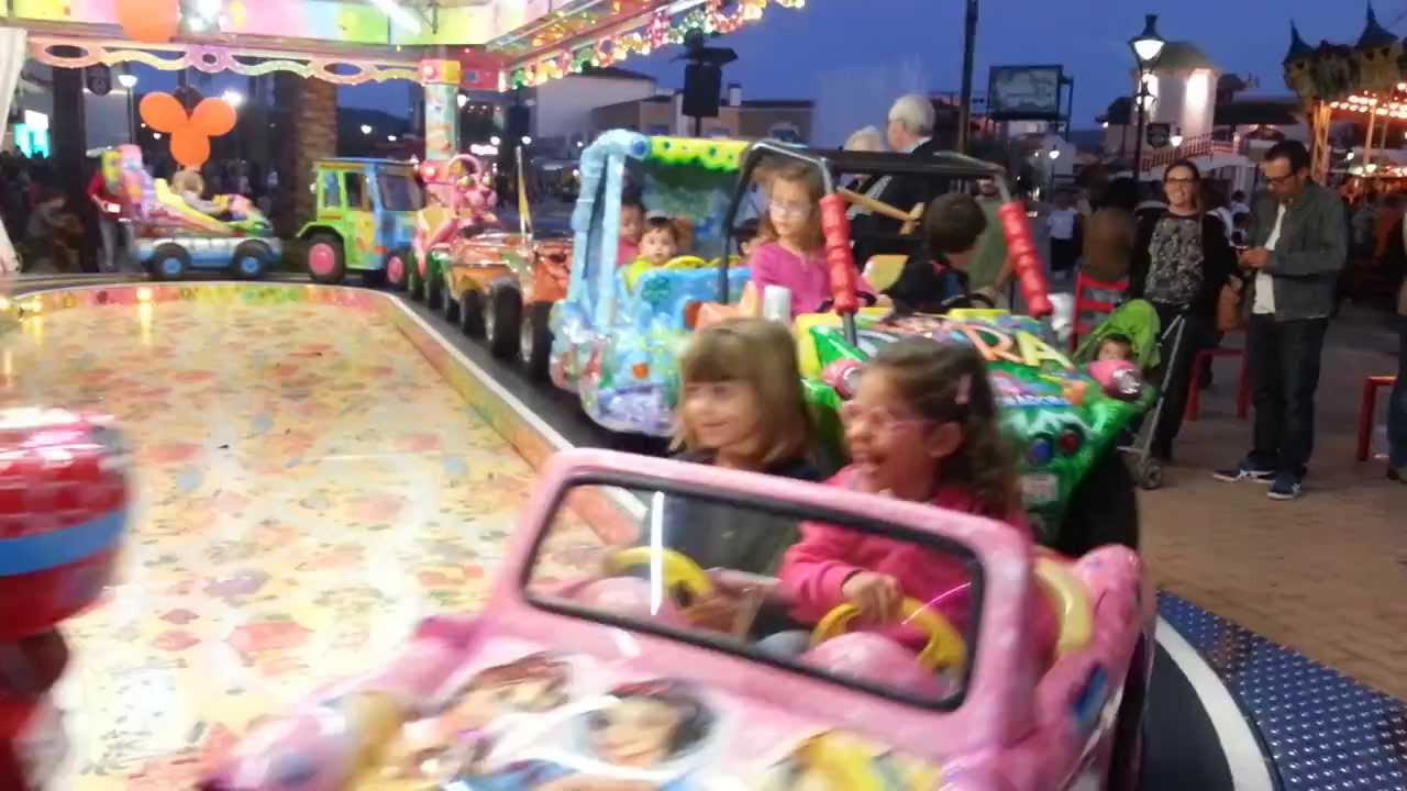 SCALEXTRIC SUPER DIVERTIDO EN LA FERIA PARA NIÑOS  | AUDIOVISOR