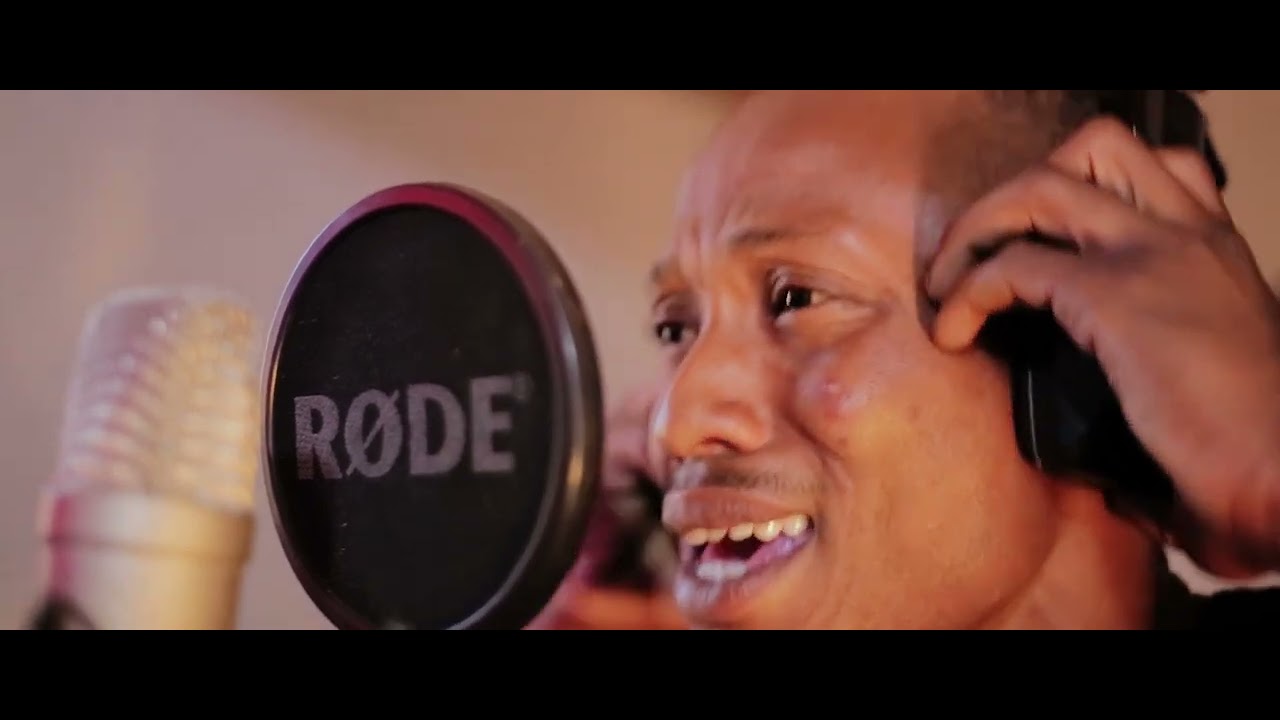 NJIVA & KENNY GWEQE - BADIMO (CLIPS OFFICIEL)